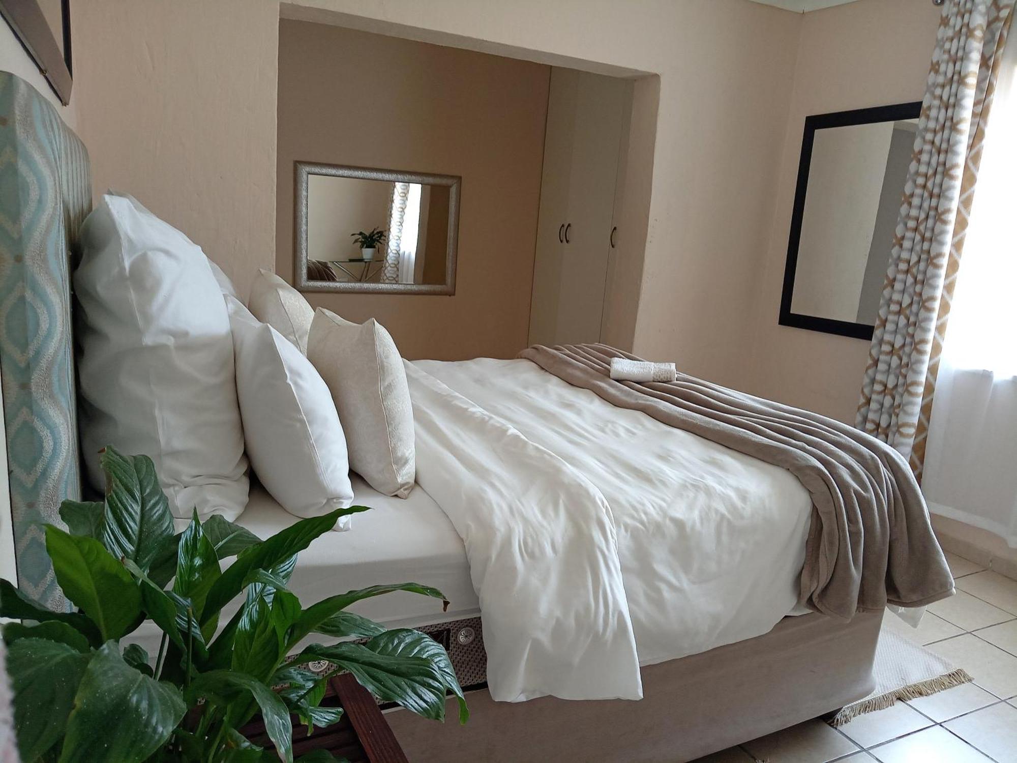 Olivia Pines Guesthouse Krugersdorp Exteriör bild